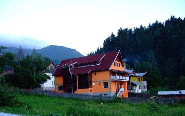 Vila Cristina Ceahlau Ngoại thất bức ảnh